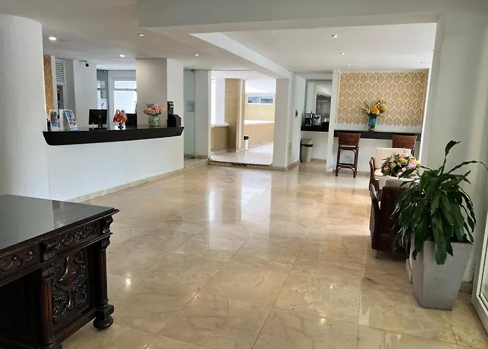 Vallclaire Suites